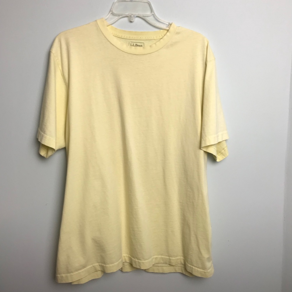 L.L. Bean T-Shirt. Size L